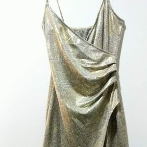 🎉NWT🎉 Gold fitted dress